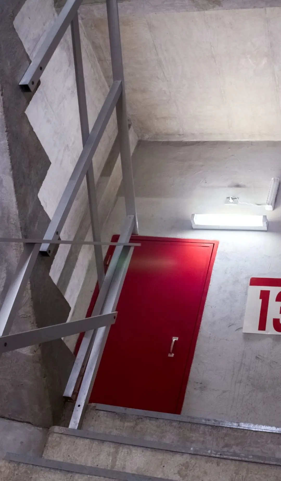 VQS Fire as licensed fire door installers for buildings